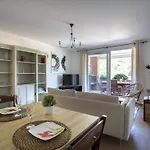 Vaugrenier Presidence By Interhome Apartman *